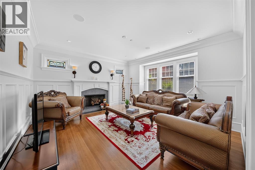 Photo 4 of 2937 W 45TH AVENUE