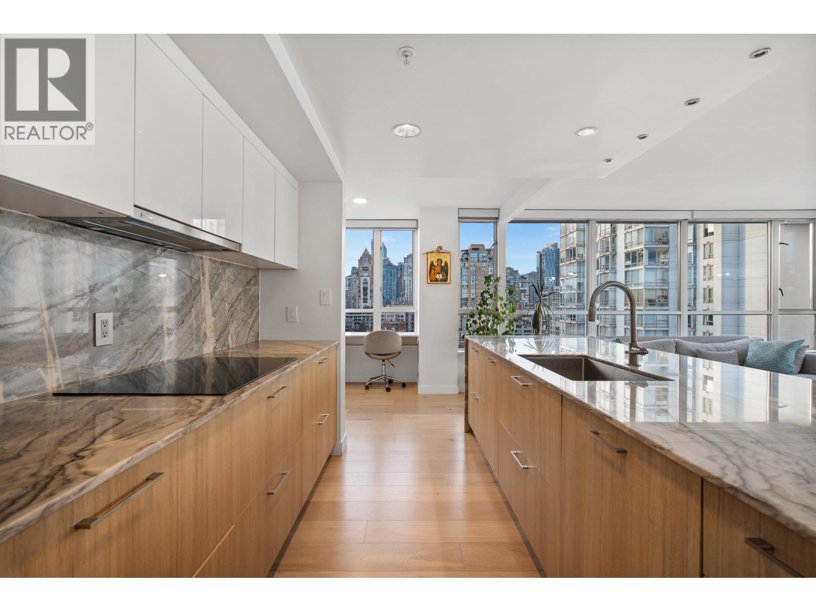 Photo 17 of 1706 1228 MARINASIDE CRESCENT
