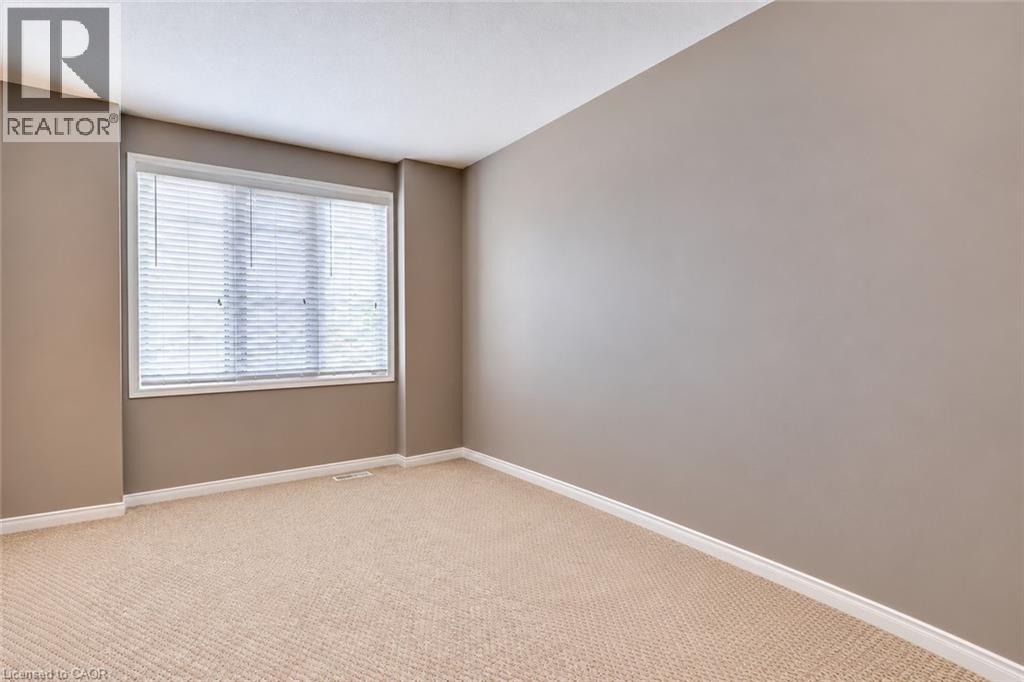 703 PARIS Boulevard, Waterloo — photo 11