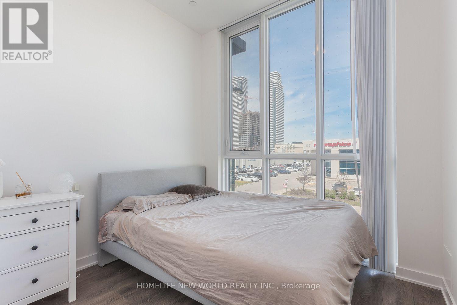 201 - 10 HONEYCRISP CRESCENT, Vaughan (Vaughan Corporate Centre) — photo 9