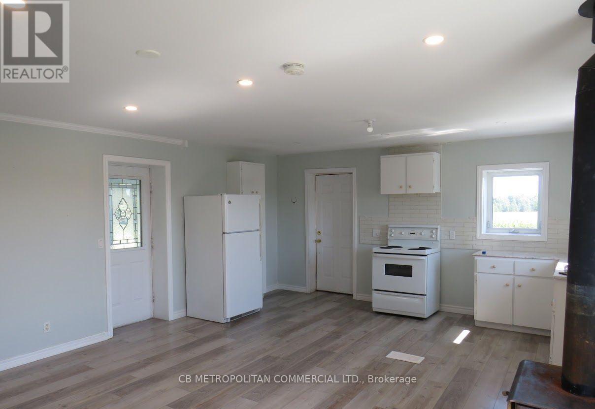 MAIN HOUSE & GARAGE - 5193 WELLINGTON 125 ROAD, Erin — photo 4
