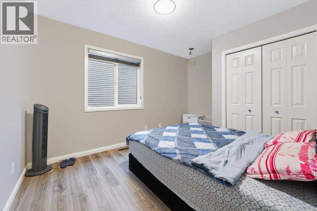 71 Cougarstone Court SW, Calgary — photo 22