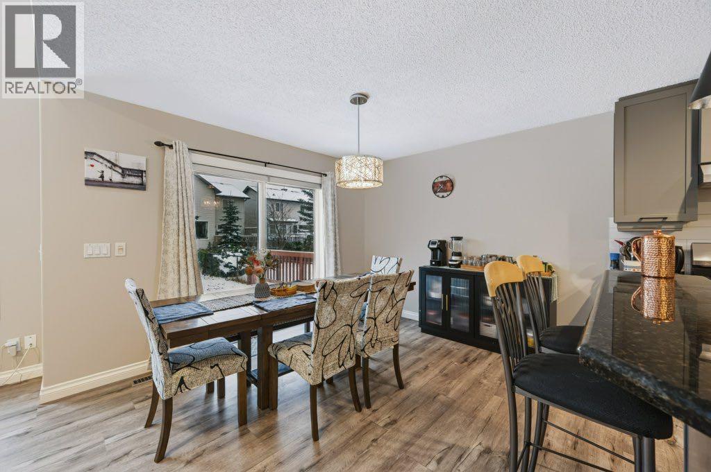 71 Cougarstone Court SW, Calgary — photo 12