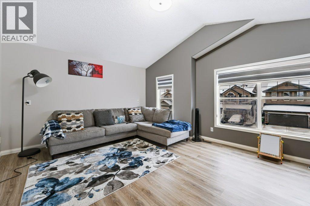 71 Cougarstone Court SW, Calgary — photo 26