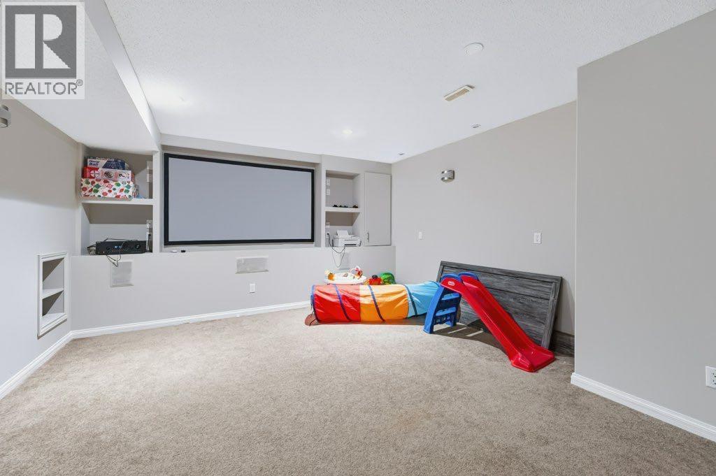 71 Cougarstone Court SW, Calgary — photo 32