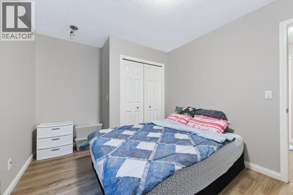 71 Cougarstone Court SW, Calgary — photo 24