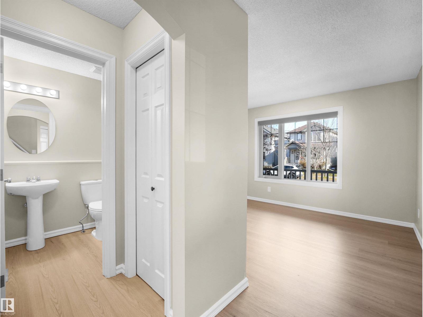 2816 25 Street NW, Silver Berry — photo 17 of 30: Property photo