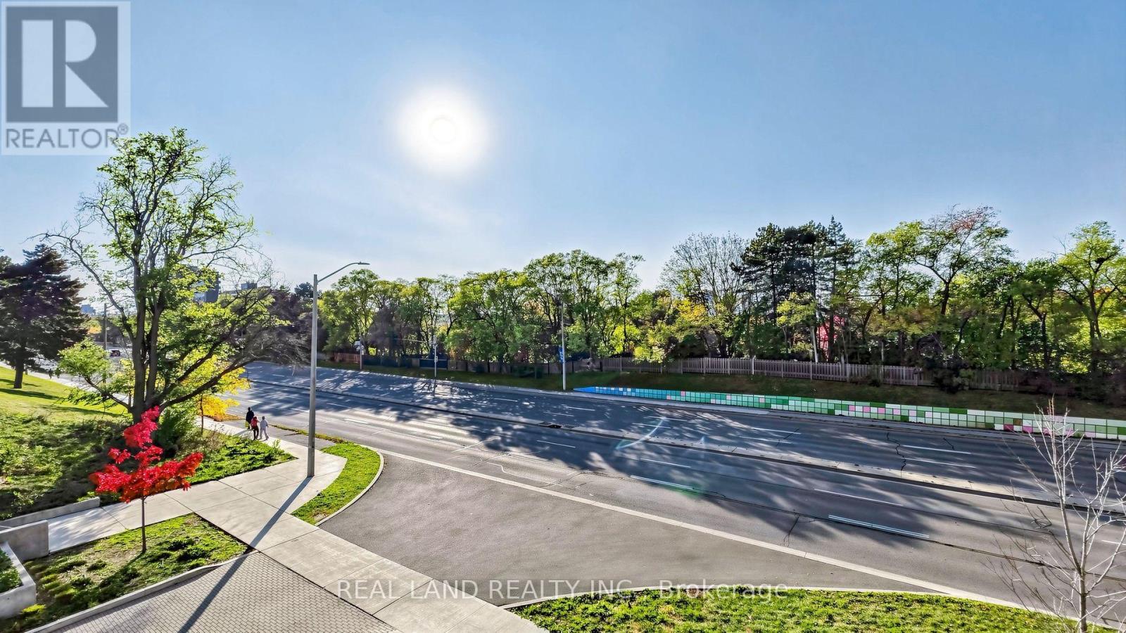 #A02 36 FOREST MANOR ROAD - 30