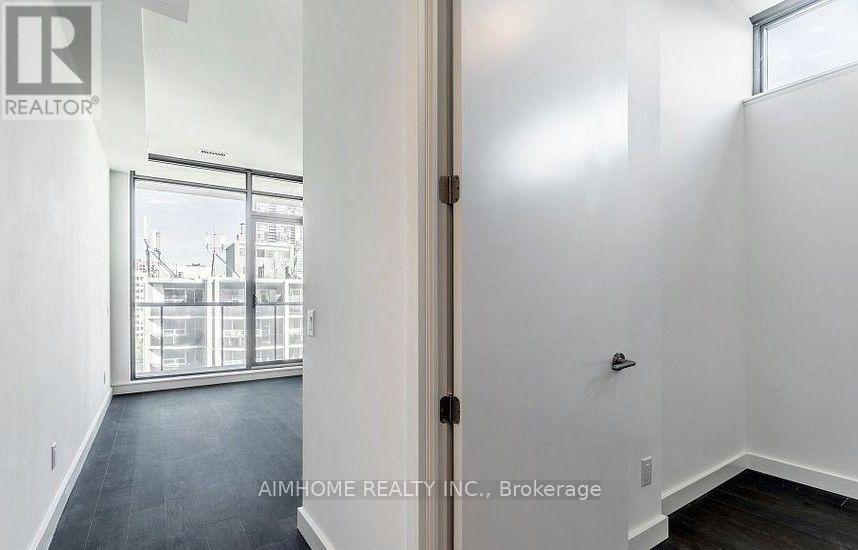#1207 81 WELLESLEY STREET E - 14