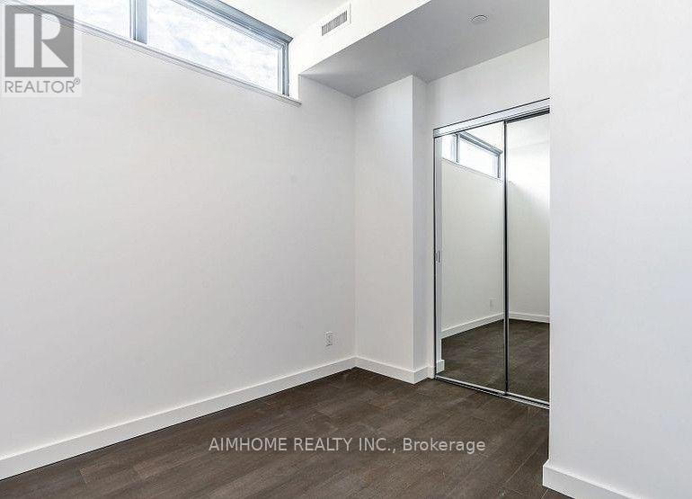 #1207 81 WELLESLEY STREET E - 17