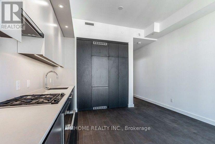 #1207 81 WELLESLEY STREET E - 5