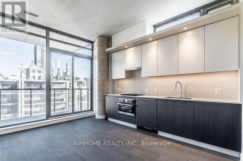 #1207 81 WELLESLEY STREET E - 7