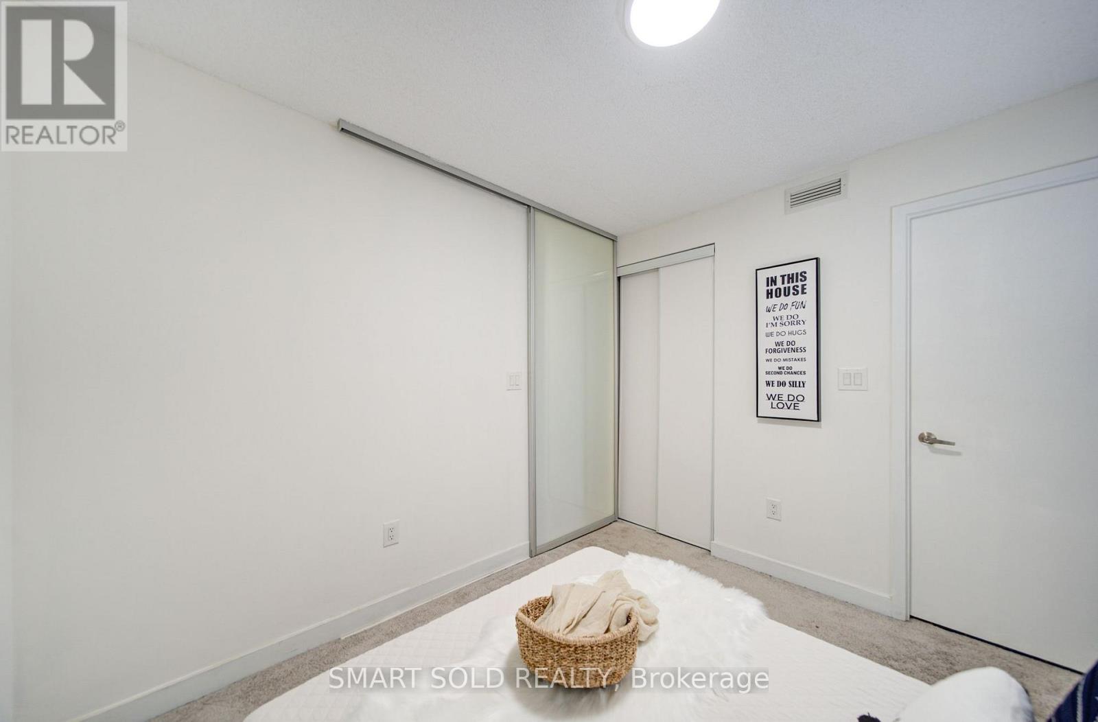 #1121 4K SPADINA AVENUE - 21
