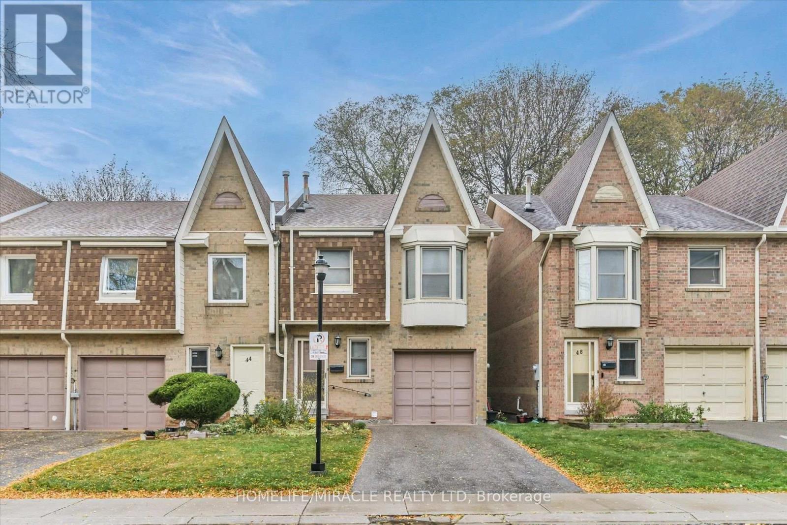 #46 10 CARDWELL AVENUE - 1