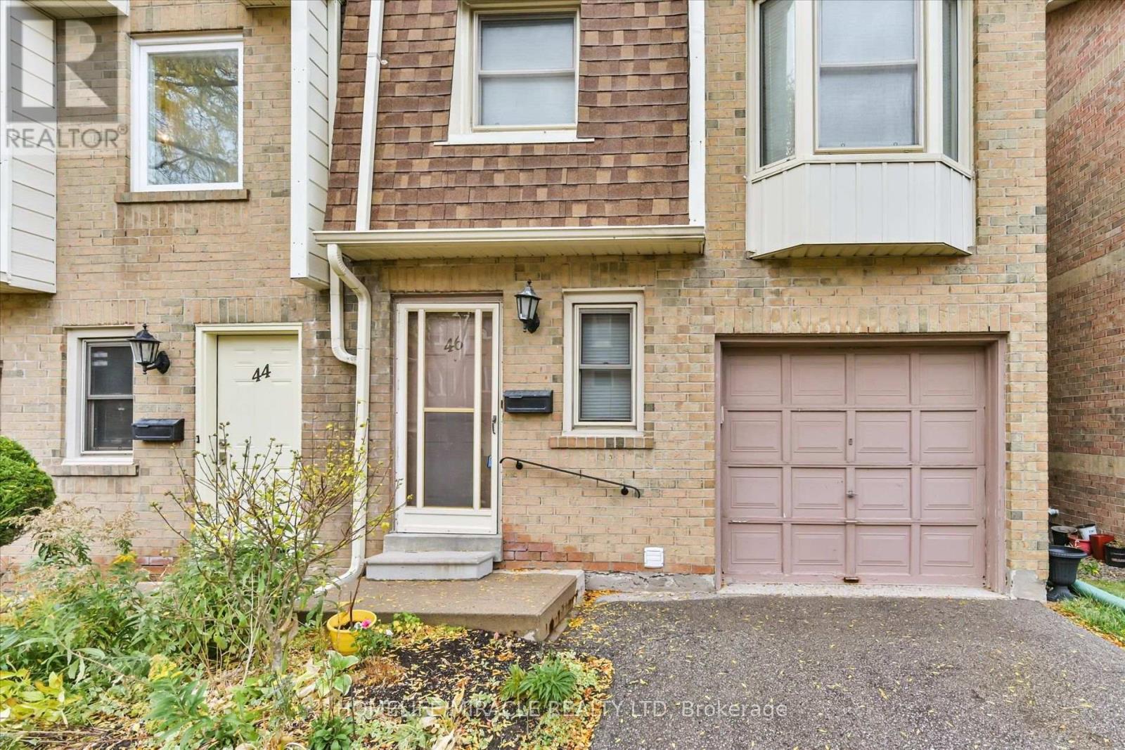 #46 10 CARDWELL AVENUE - 3