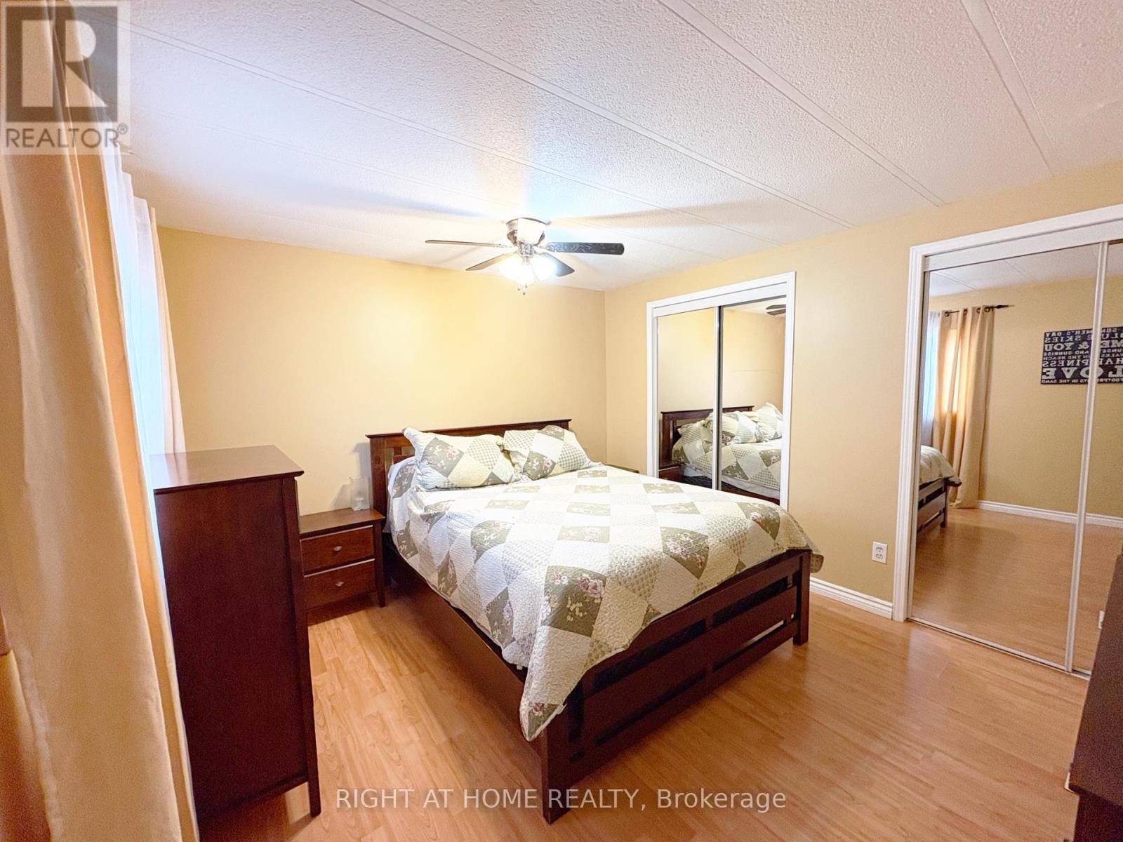 2 GEORGIAN GLEN Drive, Wasaga Beach photo 11
