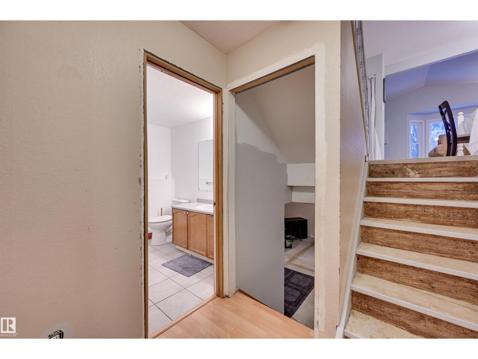 3929 25 Avenue NW, Bisset — photo 13 of 30: Property photo