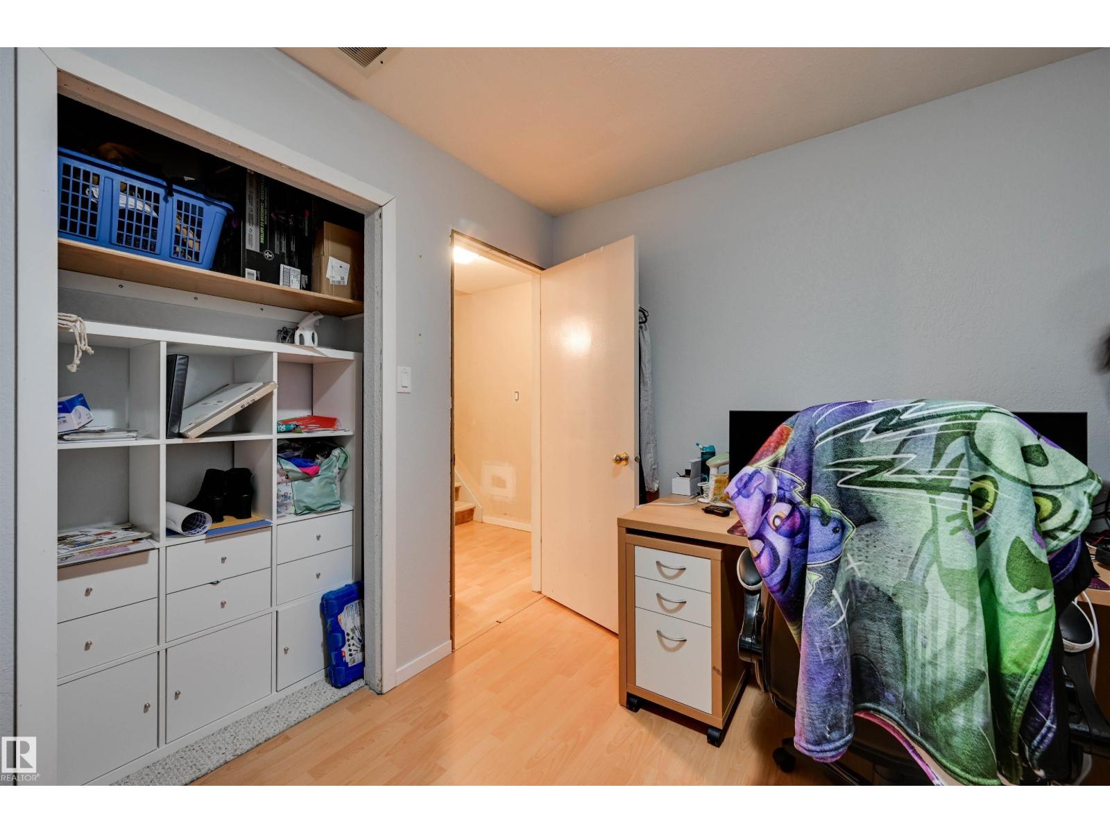 3929 25 Avenue NW, Bisset — photo 24 of 30: Property photo