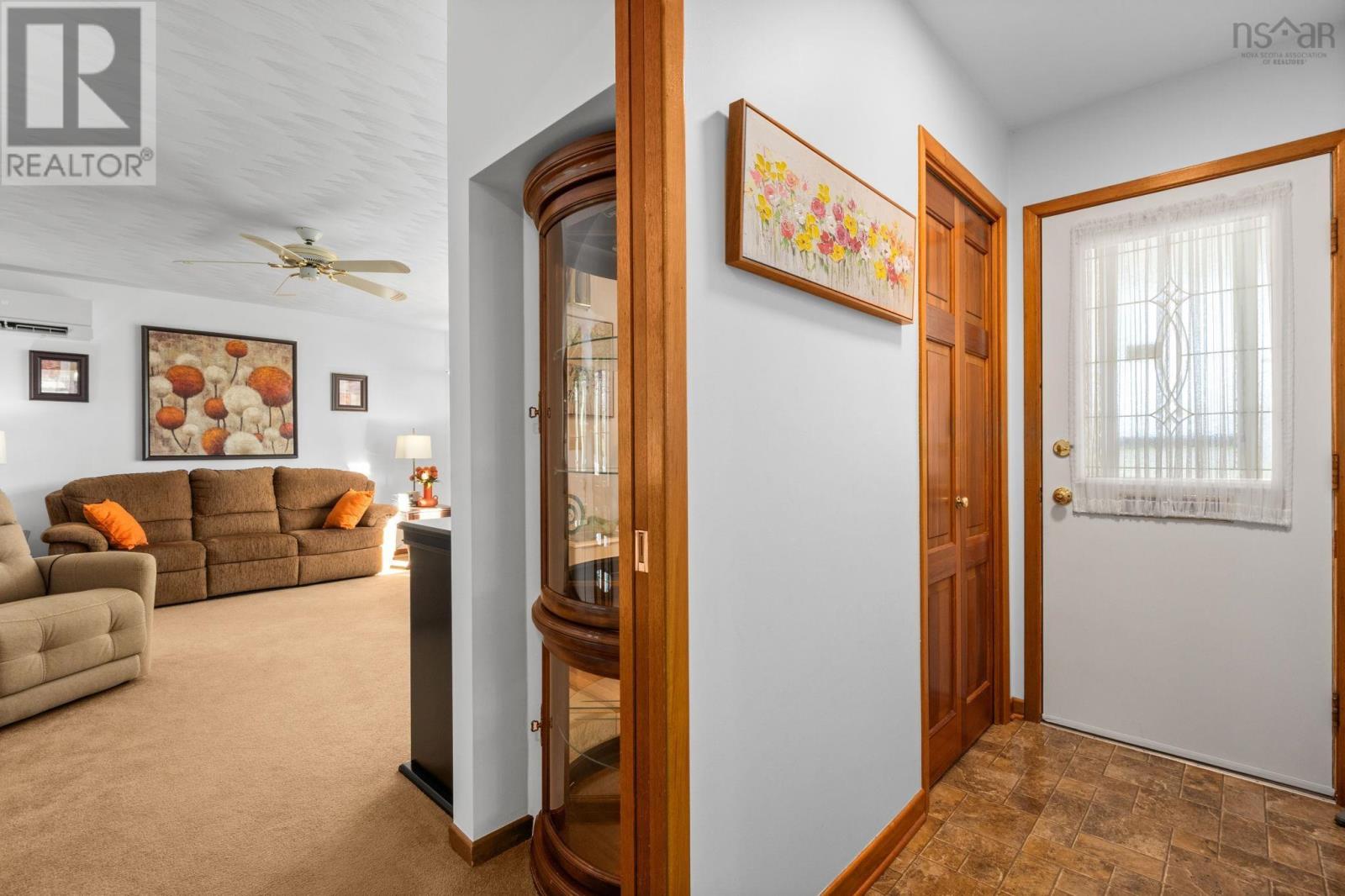 21 Lanarkshire Court, photo 4