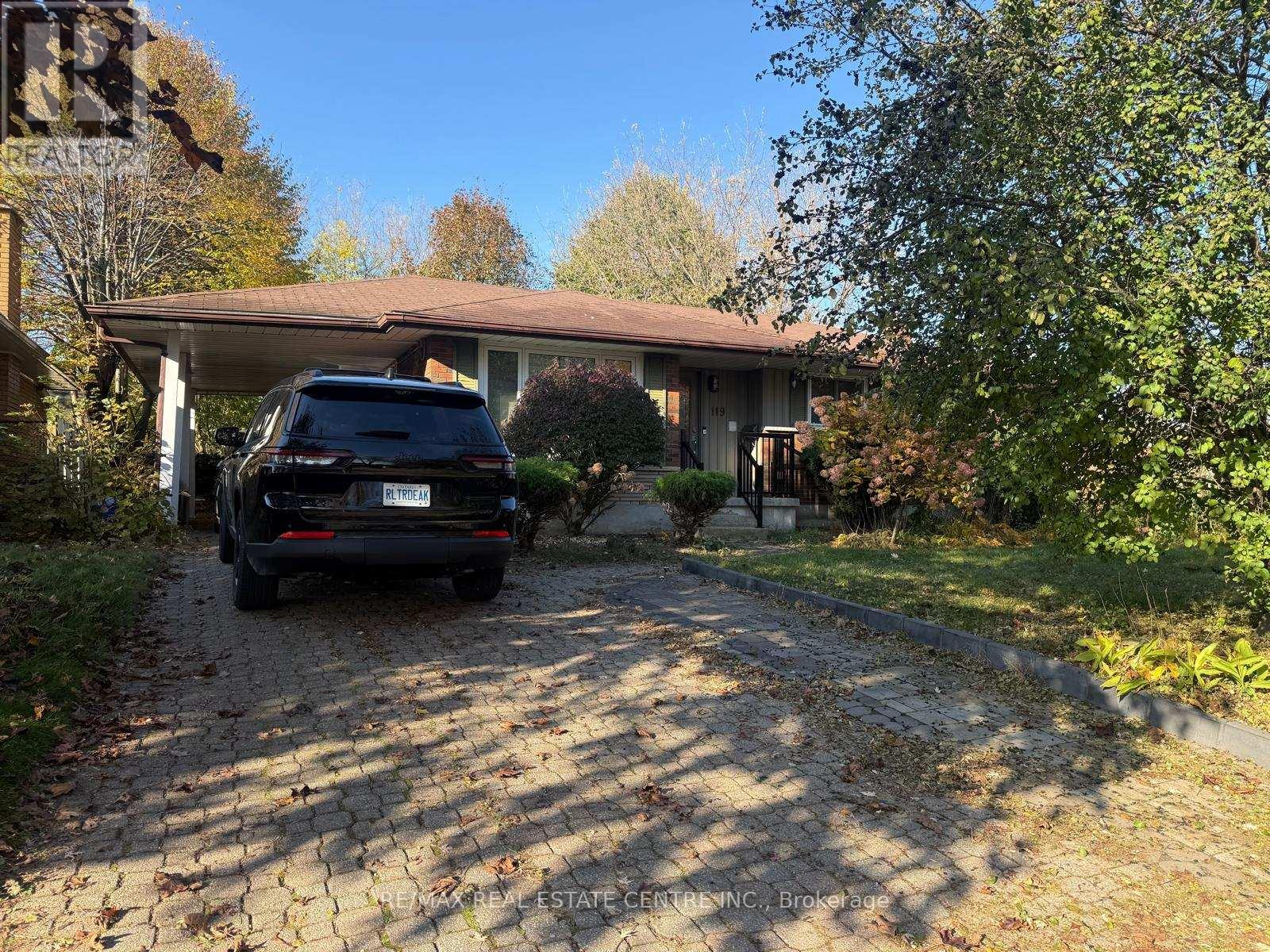 LOWER - 119 ALISON AVENUE — photo 2