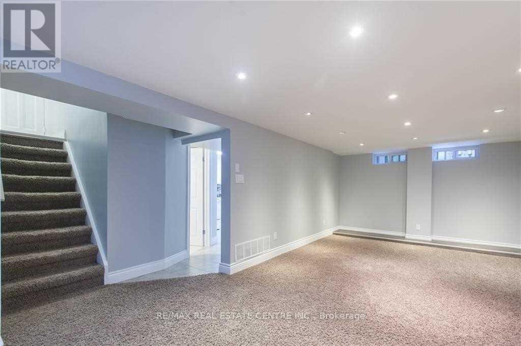 LOWER - 119 ALISON AVENUE — photo 3