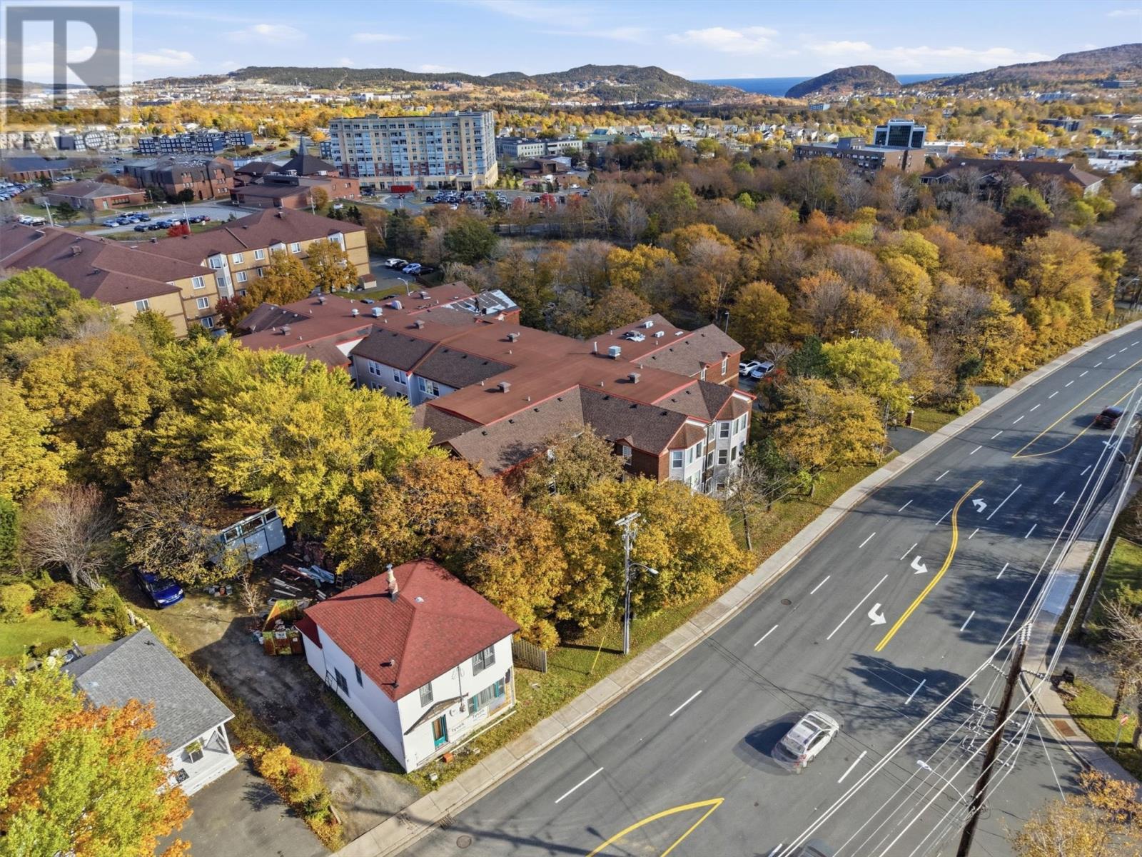 #203 134 Portugal Cove Road - 30