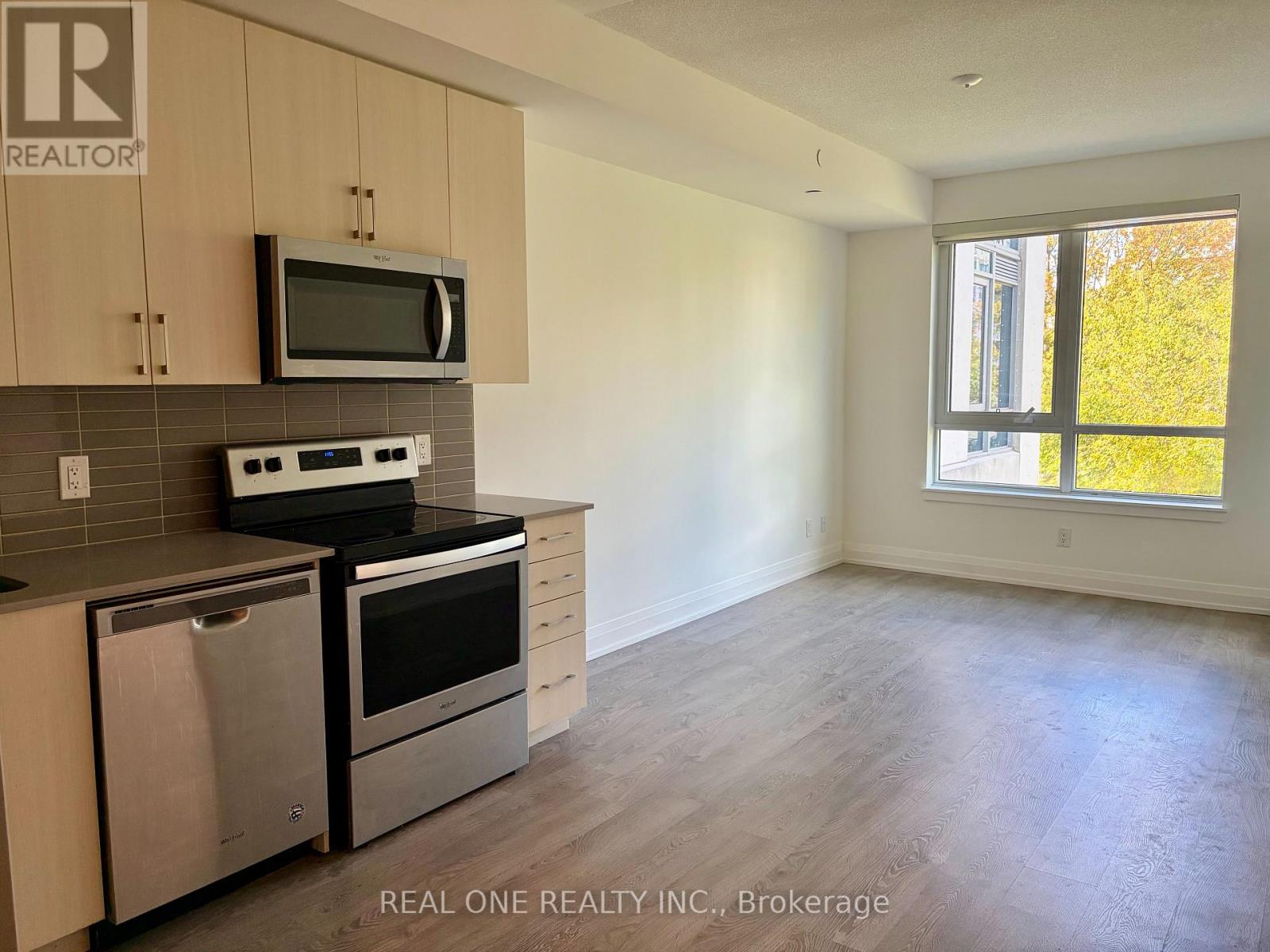 #308 591 SHEPPARD AVENUE E - 11