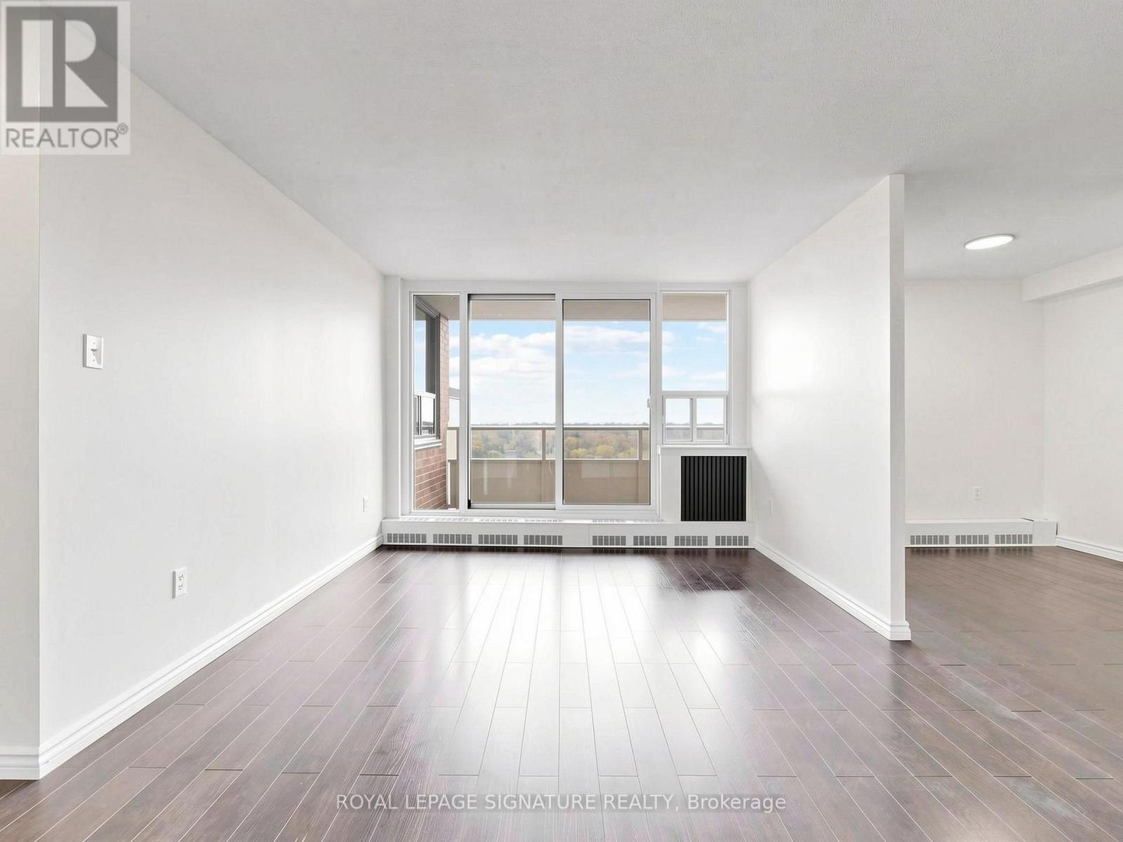 #PH04 15 TORRANCE ROAD - 14
