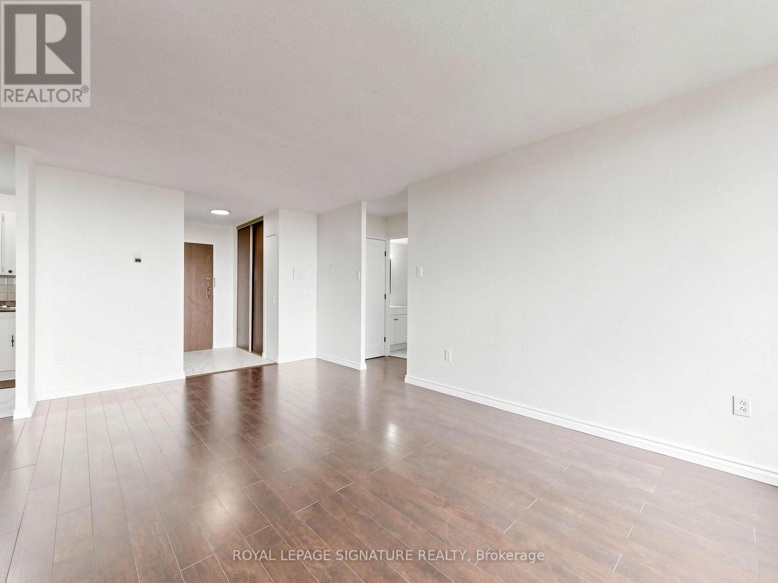 #PH04 15 TORRANCE ROAD - 19