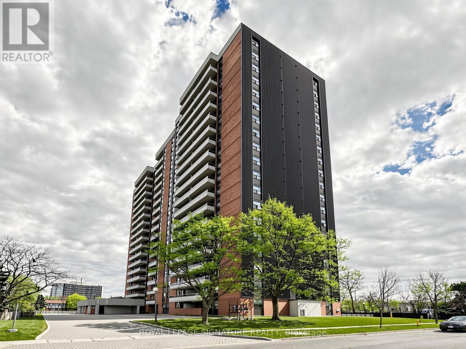 #PH04 15 TORRANCE ROAD - 2