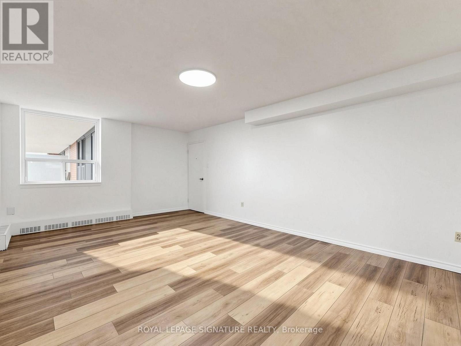 #PH04 15 TORRANCE ROAD - 31
