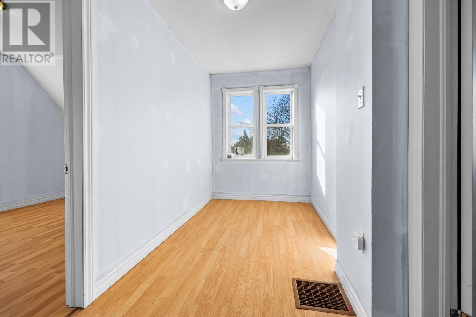 4714 ANNANDALE Road - 13