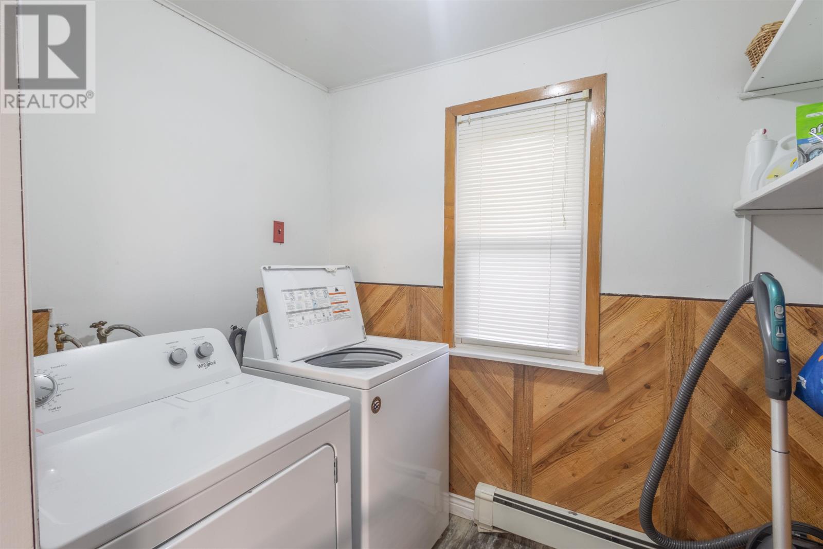 411 WINDON Road - 12