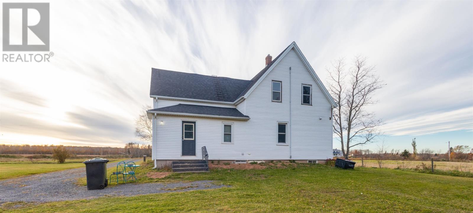 411 WINDON Road - 3