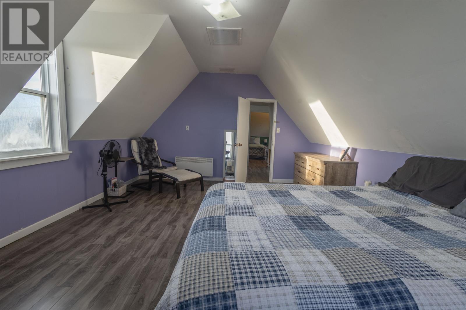 411 WINDON Road - 33