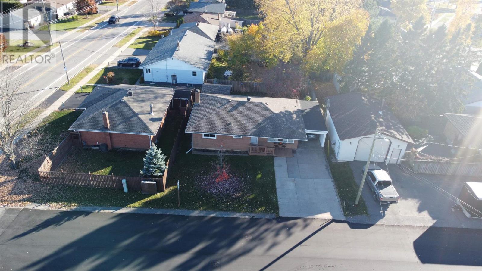 8 Wireless AVE - 3