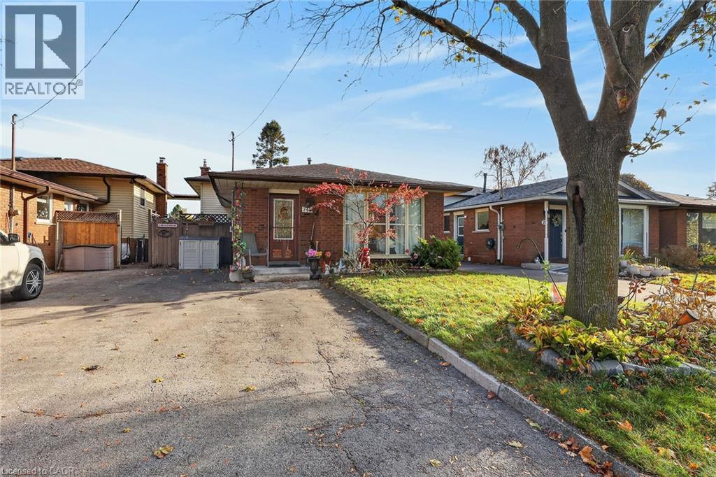 749 UPPER HORNING Road, Hamilton — photo 2