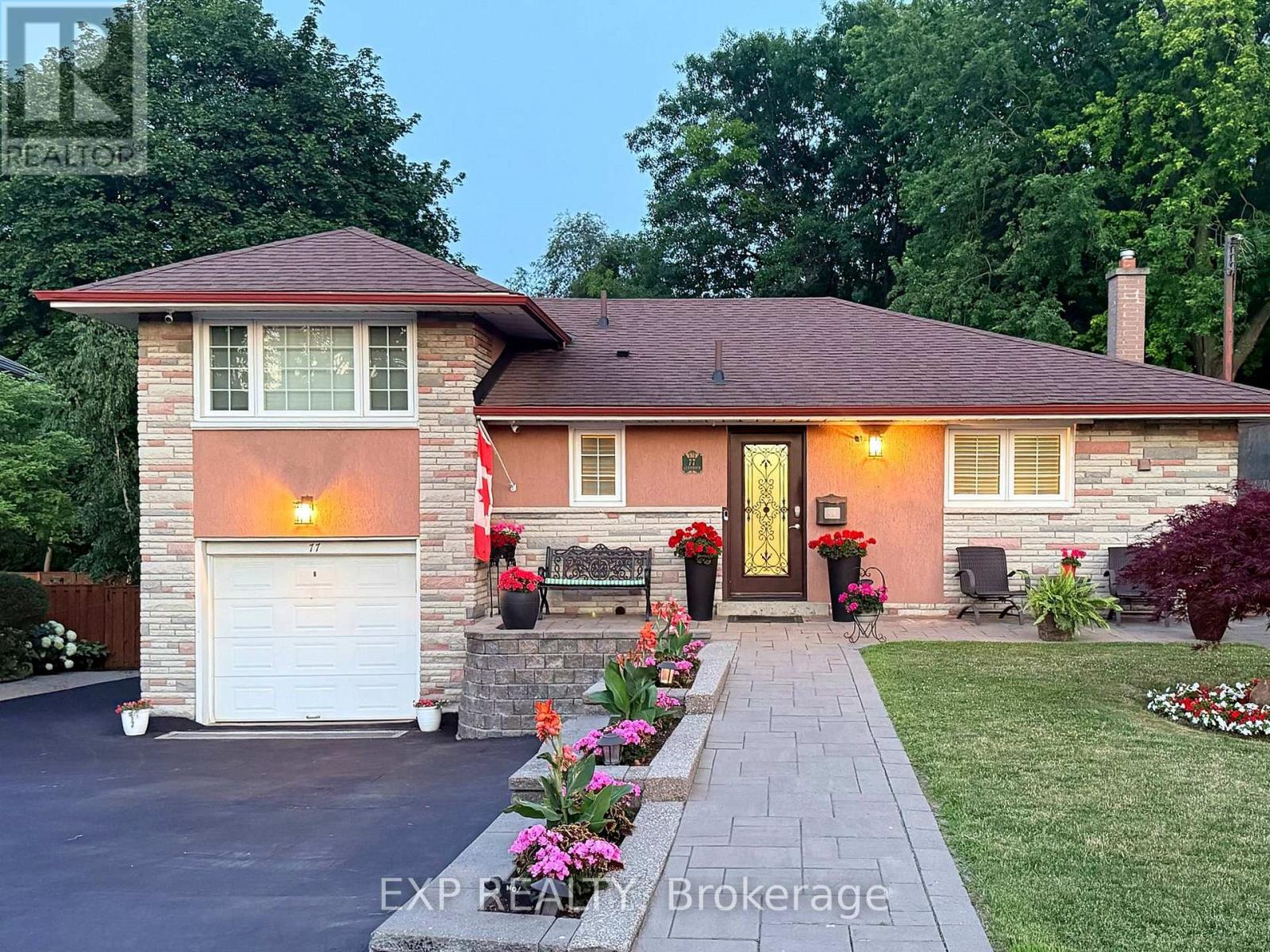 77 LETCHWORTH CRESCENT - 1