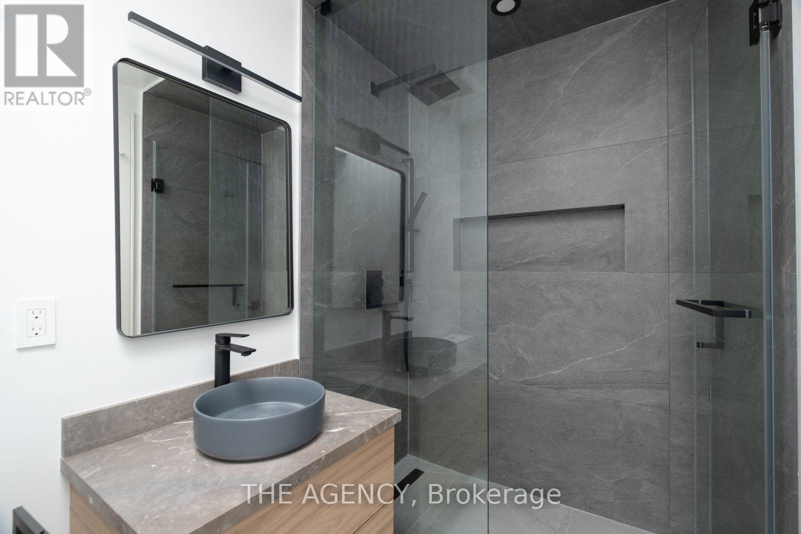 101 BANBURY ROAD - 32