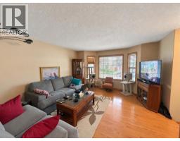 4507 74 Street, Camrose — photo 5