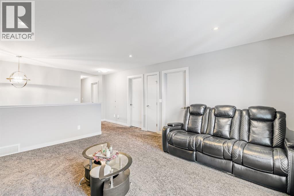 Property photograph 18 for MLS A2355452