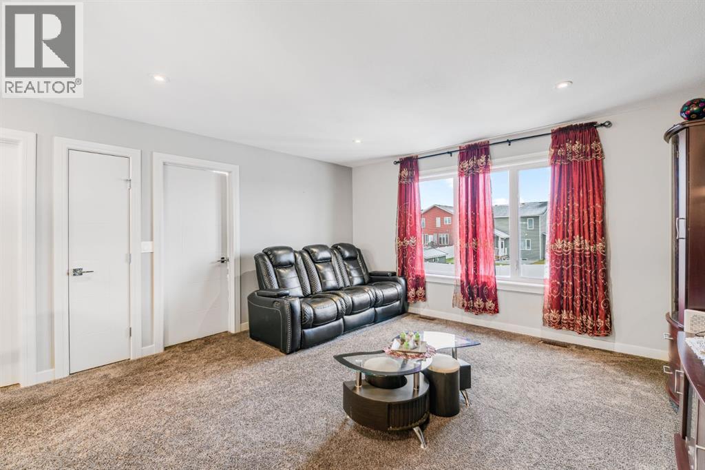 Property photograph 19 for MLS A2355452