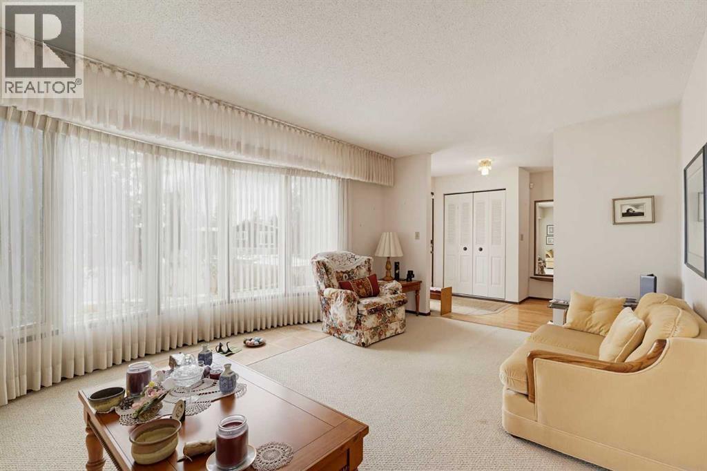 Property photograph 13 for MLS A2355711