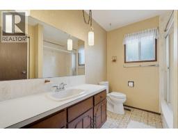 5036 35 Street Close, Innisfail — photo 25