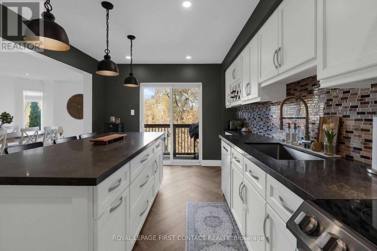 1320 Fox Hill Street, Innisfil photo 11