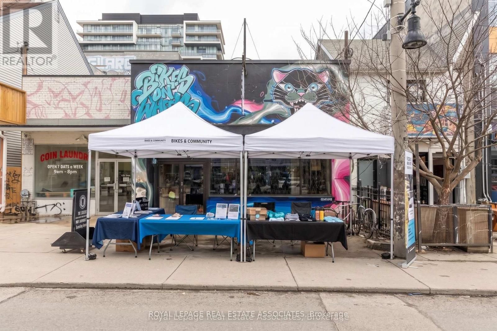 309 Augusta Avenue, Toronto