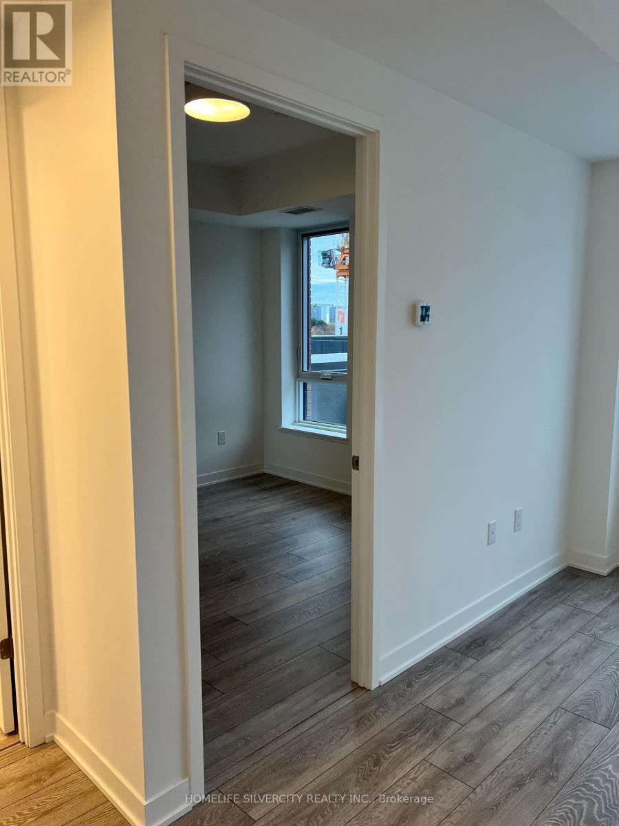 10 OAK STREET - 17