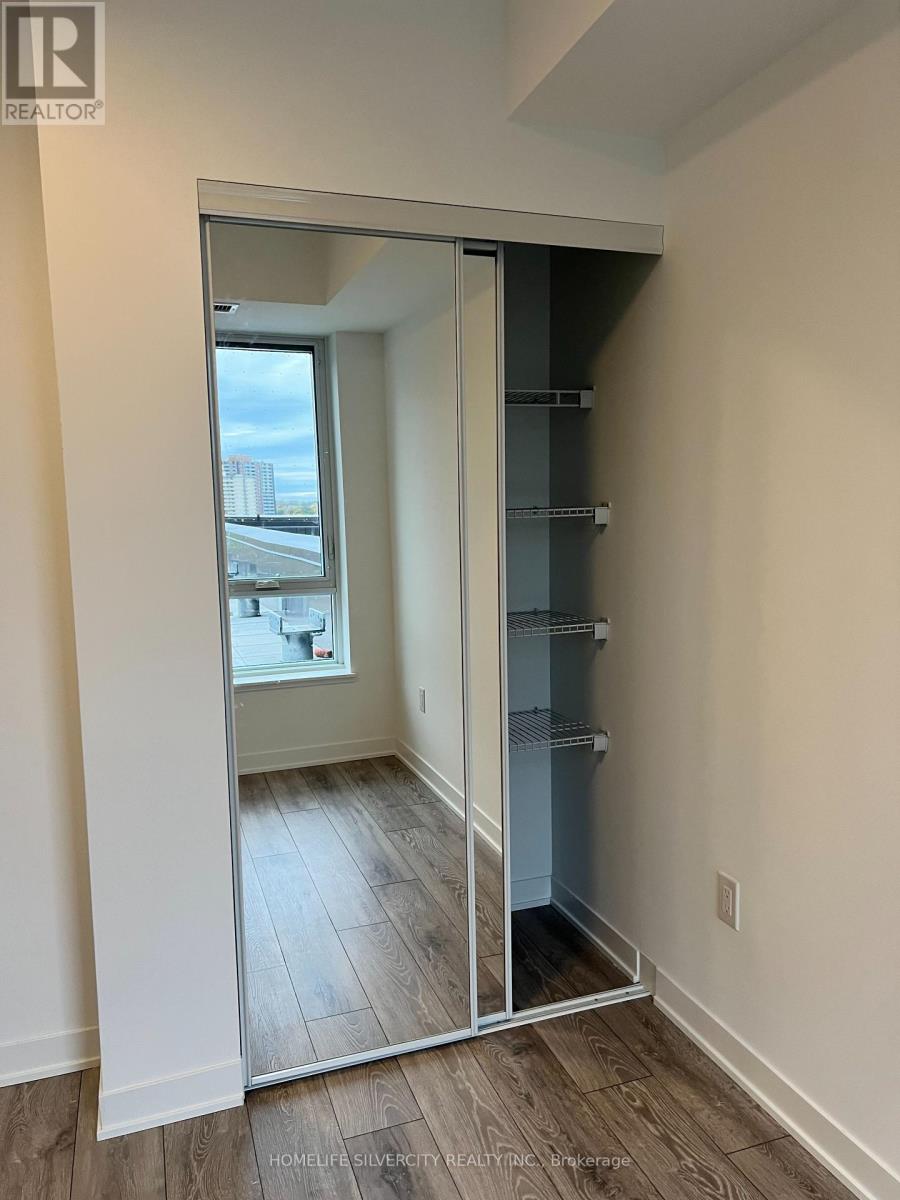 10 OAK STREET - 18