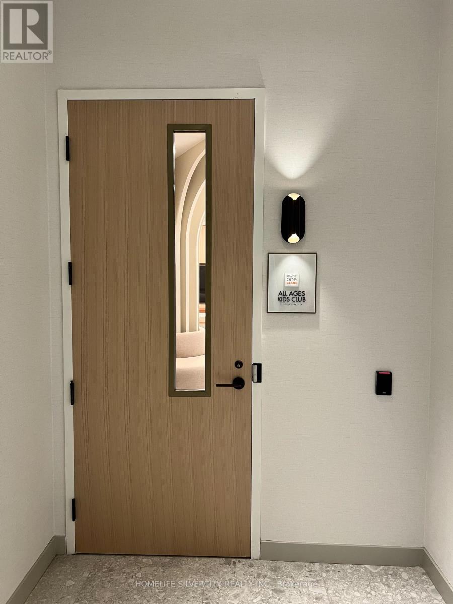 10 OAK STREET - 41