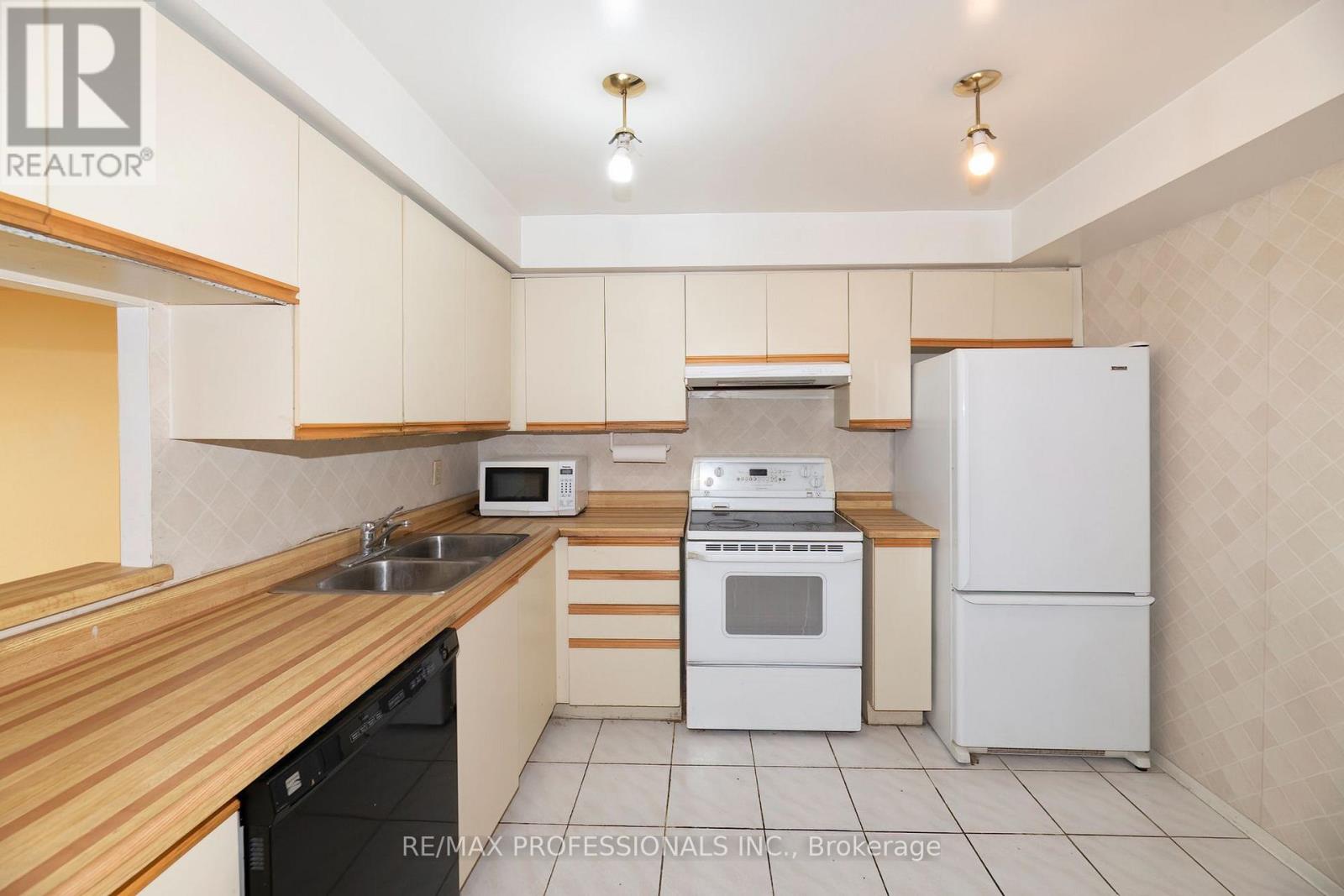 #1506 3845 LAKESHORE BOULEVARD - 10